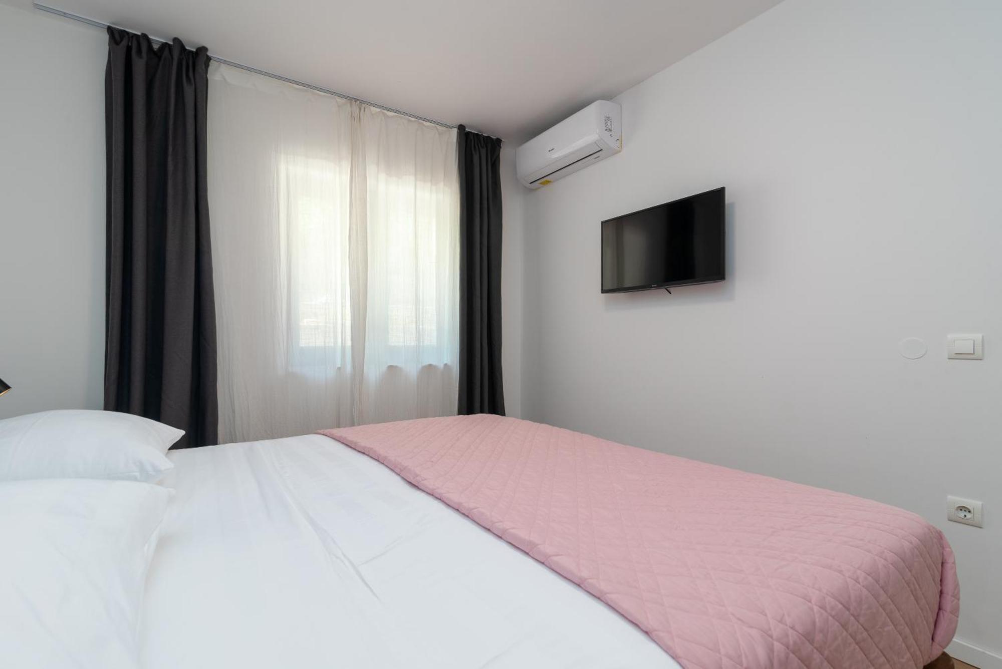 Apartma Maca &