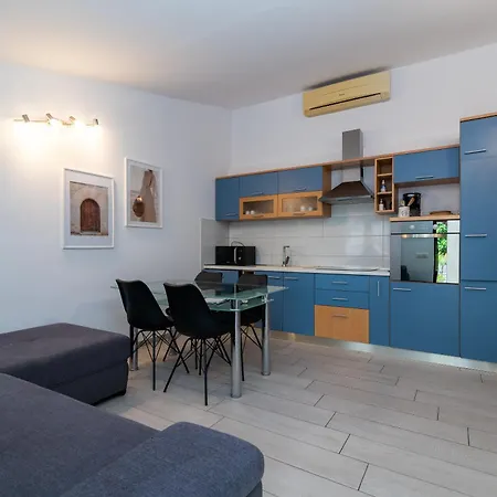 Maca Apartments & Suites Trogir Exterior photo