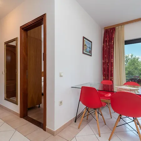 Maca Apartments & Suites Trogir Exterior photo