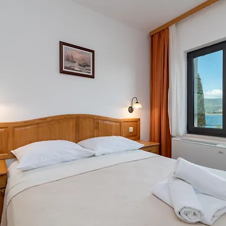 Maca Apartments & Suites Trogir Exterior photo
