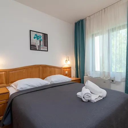 Maca Apartments & Suites Trogir Exterior photo