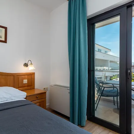 Maca Apartments & Suites Trogir Exterior photo