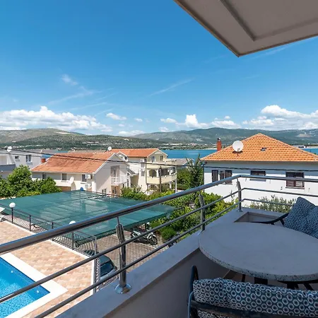 Maca Apartments & Suites Trogir Exterior photo