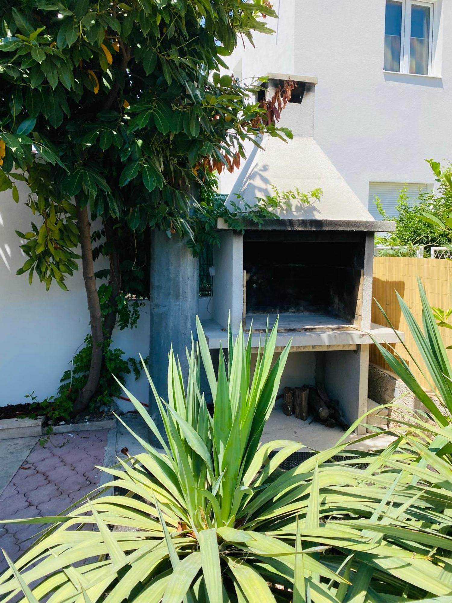 Maca & Apartment