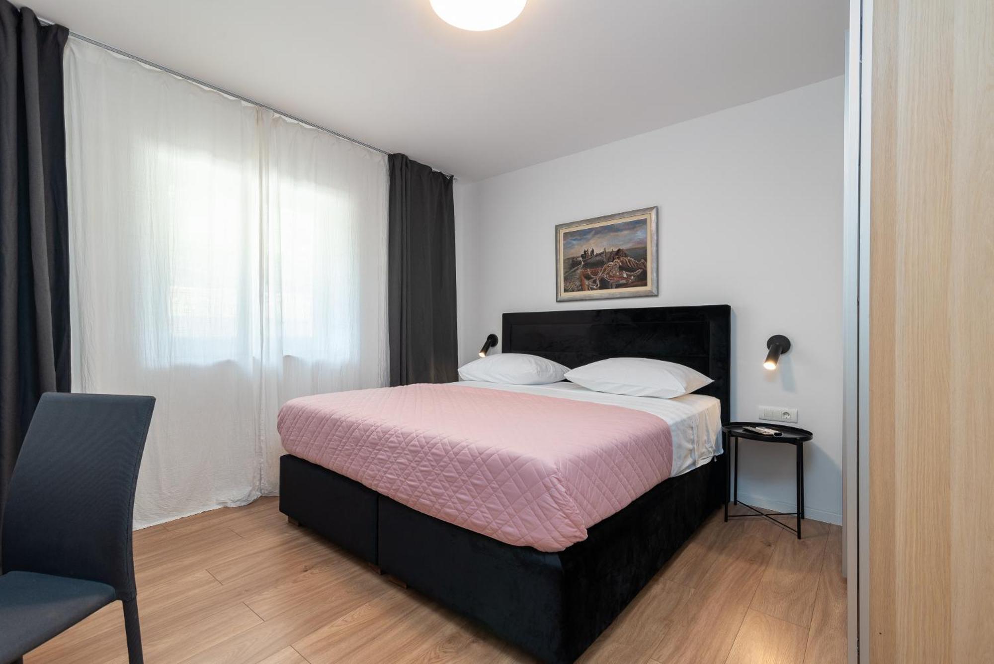Maca & Apartment